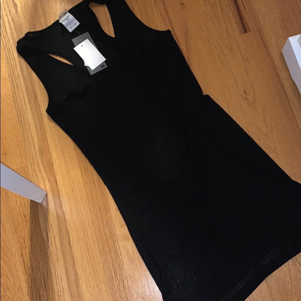 NWT “Cover Me” Beach Cover Up - Size Small